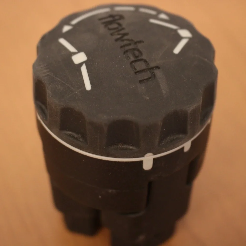 Sachtler Mid-Level Carbon Fiber Spreader for flowtech Replacement Part
